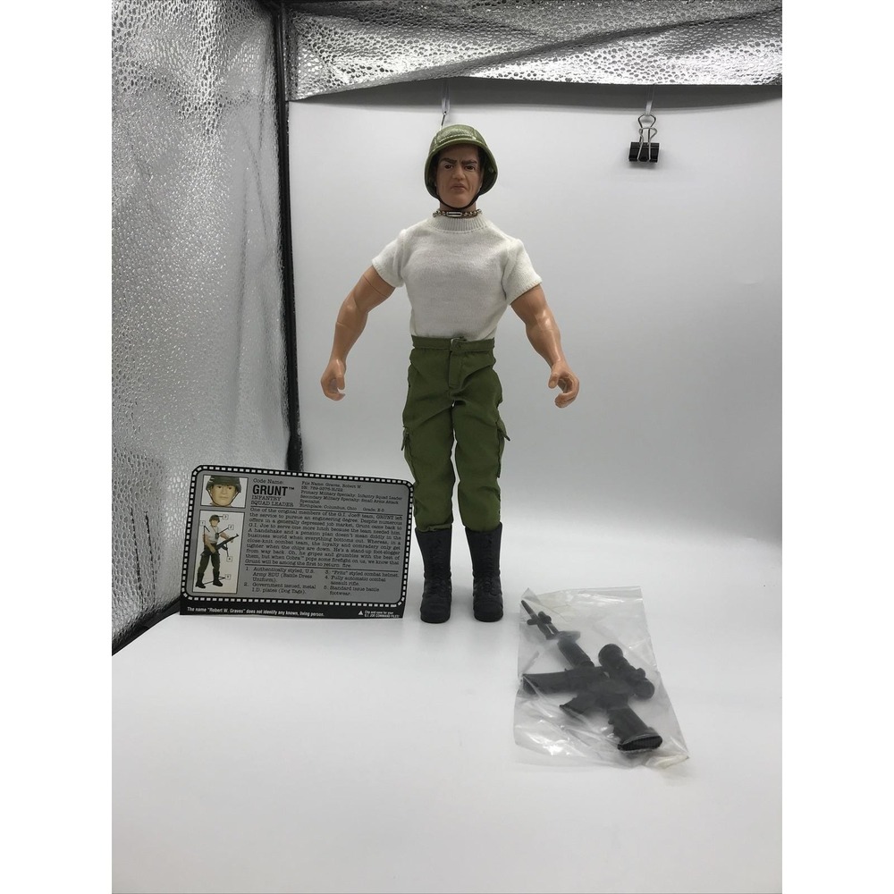 G.I.Joe Grunt Basic Training Hall Of Fame 11.50"Figure 1992 Robert W. Graves